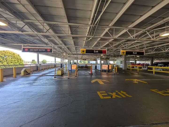 Hertz Car Rental Facility Improvements - photo 4