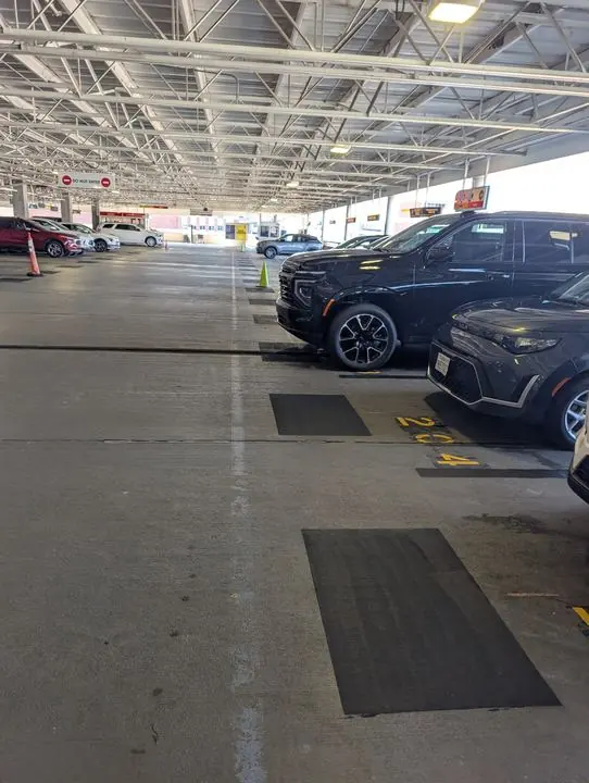 Hertz Car Rental Facility Improvements - photo 10