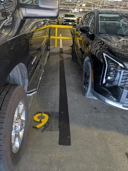 Hertz Car Rental Facility Improvements - photo 14