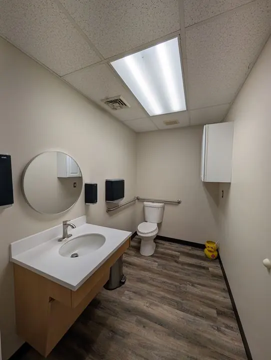 Verona Animal Hospital Renovation - photo 15